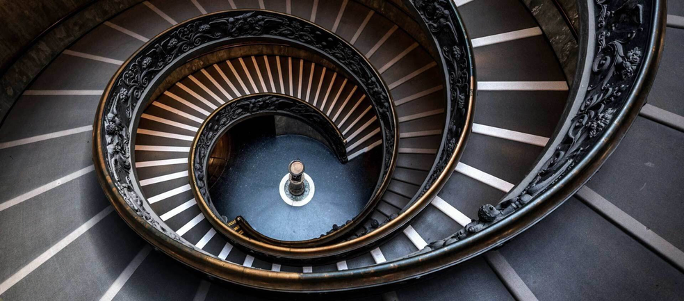 Winding staircase