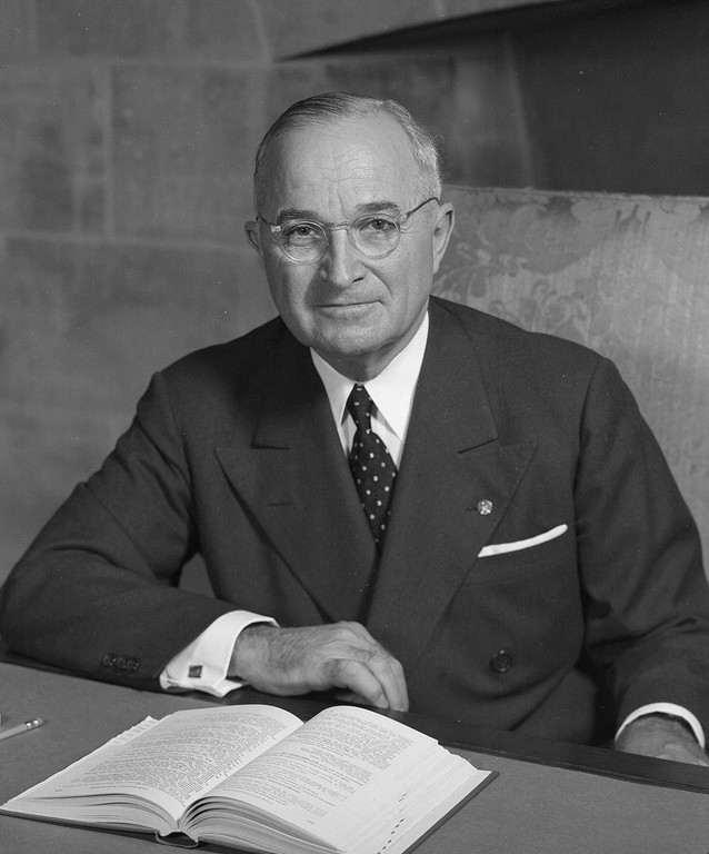 Official portrait of President Harry S. Truman