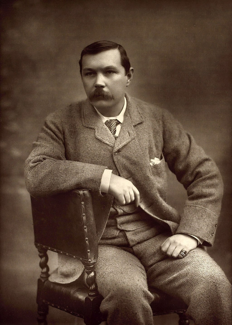 Black and white photo of Sir Arthur Conan Doyle
