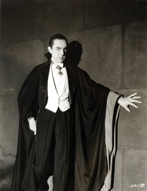 Bela Lugosi in full vampire attire on set of the 1931 Dracula film