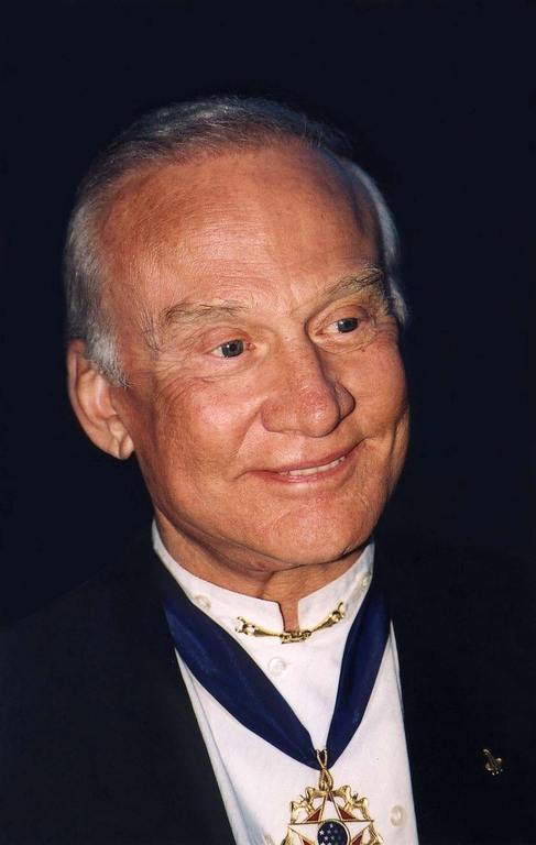 Buzz Aldrin in 2001, wearing a medal