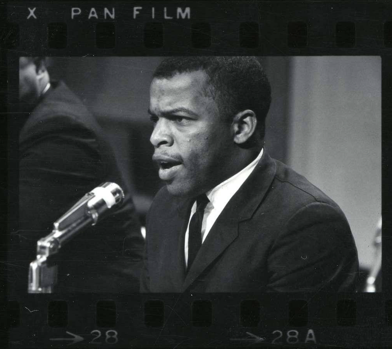 John Lewis speaking at a meeting of American Society of Newspaper in 1964