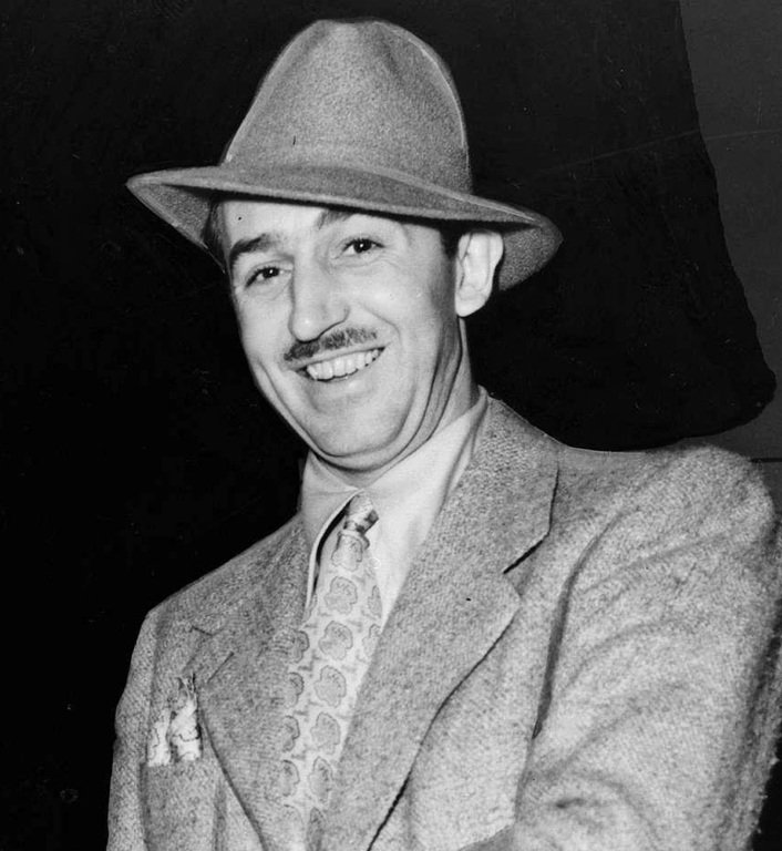 Walt Disney in a suit and fedora, 1938