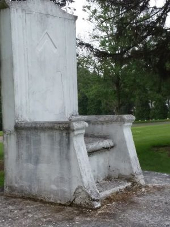 Steubenville-Master-chair-begin.jpg#asset:126777